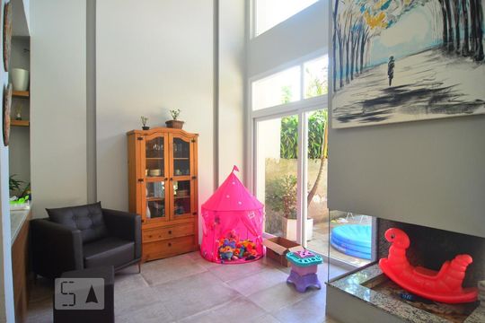 Casa 1 - Sala de casa para alugar com 6 quartos, 630m² em Igara, Canoas