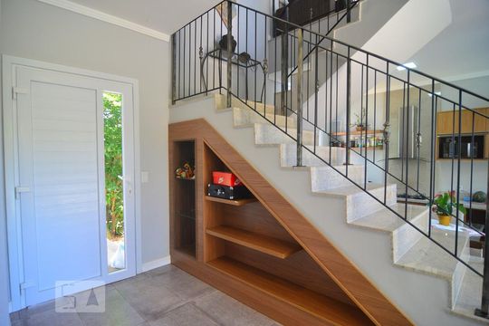 Casa 1 - Sala de casa para alugar com 6 quartos, 630m² em Igara, Canoas