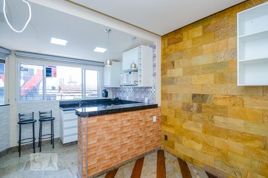 Kitnet/Studio para alugar com 1 quarto, 30m² em Caiçaras, Belo Horizonte