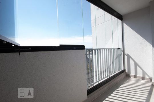 Sacada de apartamento para alugar com 2 quartos, 52m² em Centro, Osasco
