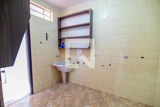Lavanderia de casa para alugar com 5 quartos, 200m² em Vila Vitória Ii, Indaiatuba