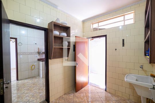 Lavanderia de casa para alugar com 5 quartos, 200m² em Vila Vitória Ii, Indaiatuba