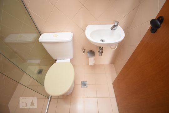 Banheiro de apartamento para alugar com 1 quarto, 30m² em Sul (águas Claras), Brasília