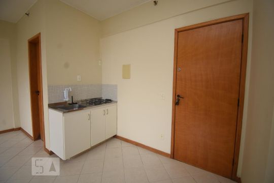 Cozinha de apartamento para alugar com 1 quarto, 30m² em Sul (águas Claras), Brasília