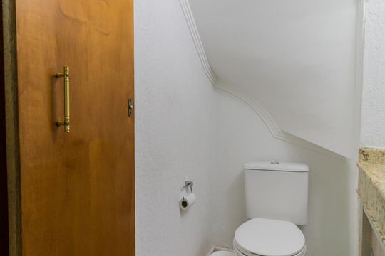 Lavabo de casa à venda com 3 quartos, 167m² em Jardim Triana, São Paulo