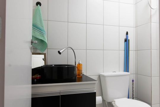 Banheiro  de apartamento à venda com 1 quarto, 24m² em Vila Campanela, São Paulo