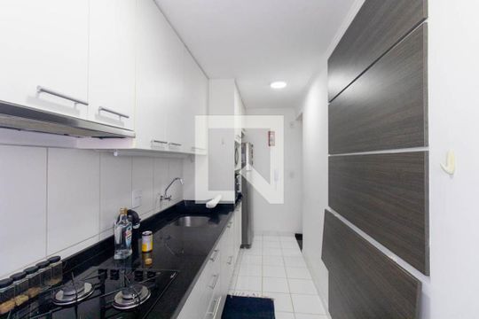 Cozinha de apartamento à venda com 2 quartos, 75m² em Novo Mundo, Curitiba