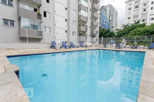 Piscina de apartamento à venda com 1 quarto, 49m² em Pinheiros, São Paulo