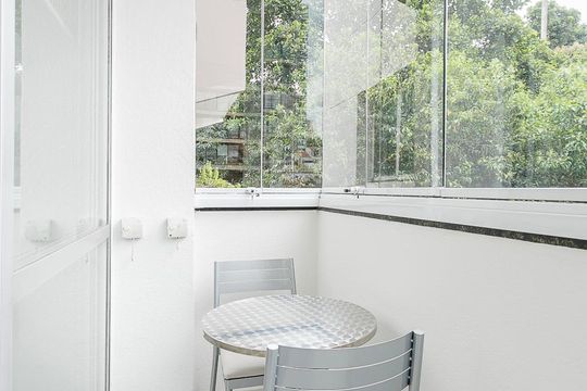 Varanda de apartamento à venda com 1 quarto, 49m² em Pinheiros, São Paulo