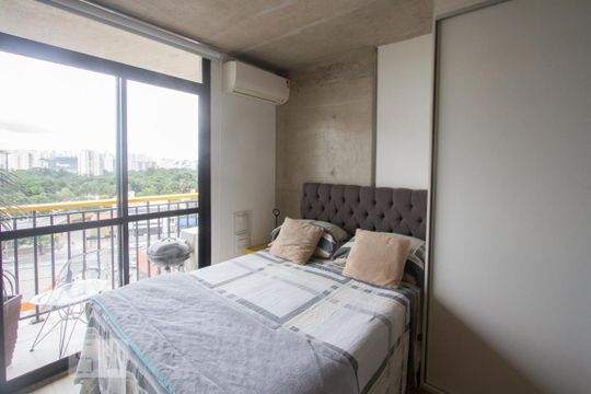 Quarto de kitnet/studio à venda com 1 quarto, 35m² em Jardim Novo Santo Amaro, São Paulo