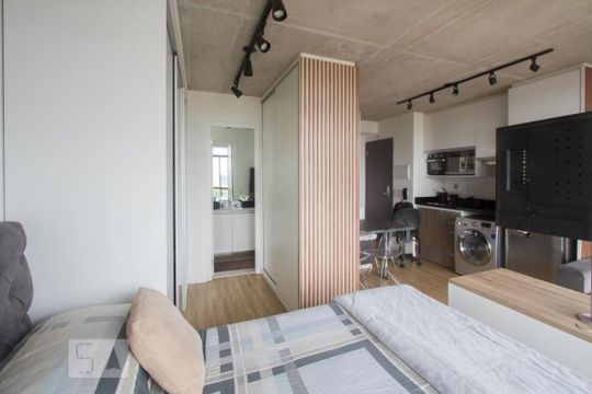 Quarto de kitnet/studio à venda com 1 quarto, 35m² em Jardim Novo Santo Amaro, São Paulo