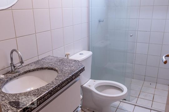 Banheiro Social de apartamento para alugar com 2 quartos, 58m² em Residencial Eldorado, Goiânia