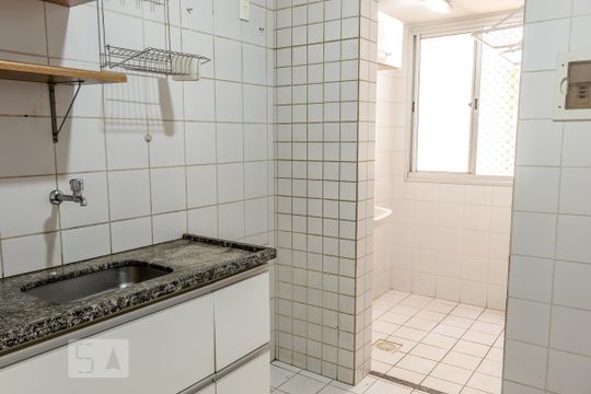 Cozinha de apartamento para alugar com 2 quartos, 58m² em Residencial Eldorado, Goiânia