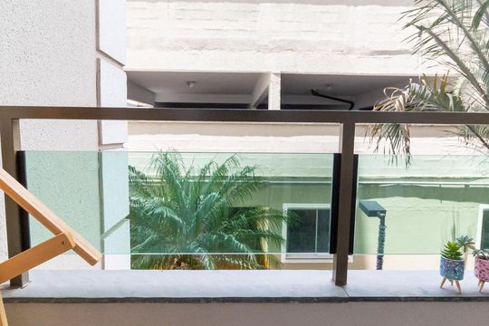 Sacada de apartamento para alugar com 2 quartos, 47m² em Jardim Santa Teresinha, São Paulo
