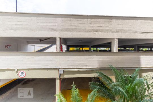Vista do Quarto 1 de apartamento para alugar com 2 quartos, 47m² em Jardim Santa Teresinha, São Paulo
