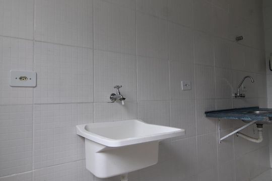 Área de Serviço de apartamento para alugar com 2 quartos, 52m² em Jardim Iracema, São Paulo