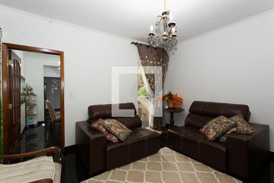 Sala de casa à venda com 3 quartos, 180m² em Pari, São Paulo