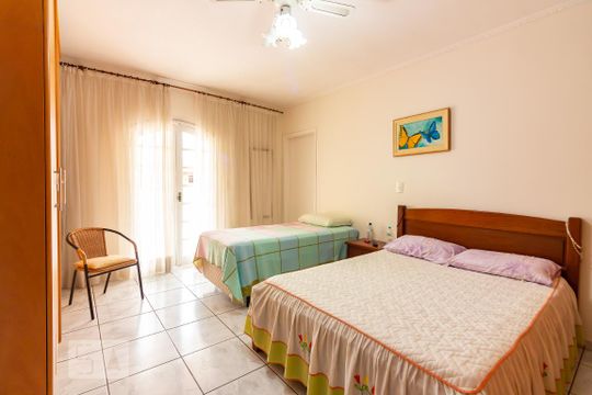 Suíte de casa à venda com 3 quartos, 161m² em Adalgisa, Osasco