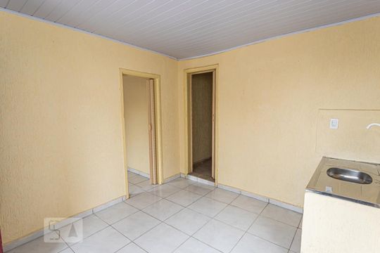 Cozinha de casa para alugar com 1 quarto, 60m² em Vila Penteado, São Paulo