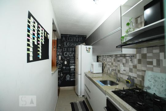 Cozinha de apartamento à venda com 2 quartos, 60m² em Irajá, Rio de Janeiro