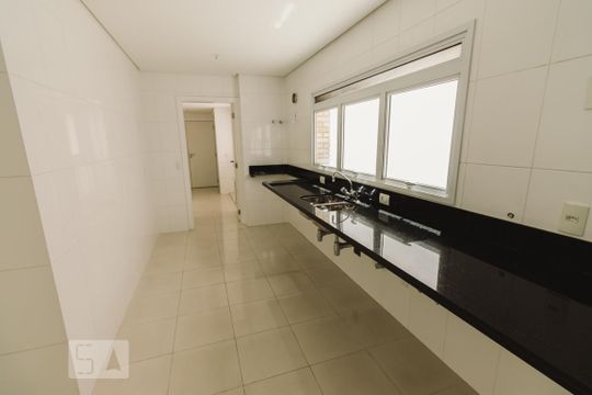 Cozinha de apartamento à venda com 3 quartos, 416m² em Perdizes, São Paulo