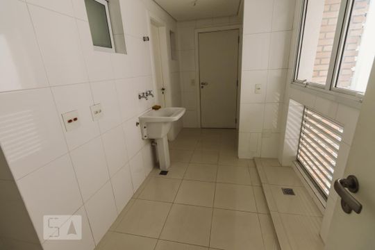 Lavanderia de apartamento à venda com 3 quartos, 416m² em Perdizes, São Paulo