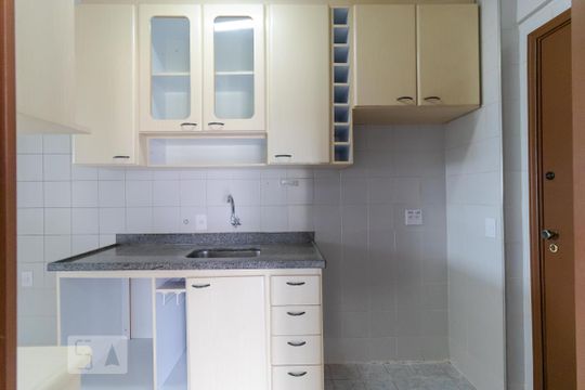 Cozinha de apartamento à venda com 3 quartos, 75m² em Chácara Primavera, Campinas