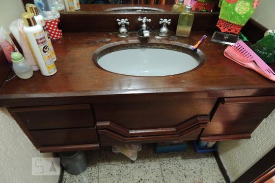Lavabo de casa de condomínio à venda com 4 quartos, 301m² em Taquara, Rio de Janeiro