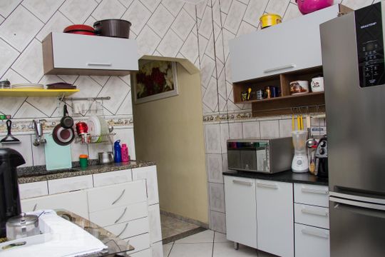 Cozinha de casa à venda com 4 quartos, 120m² em Inhaúma, Rio de Janeiro