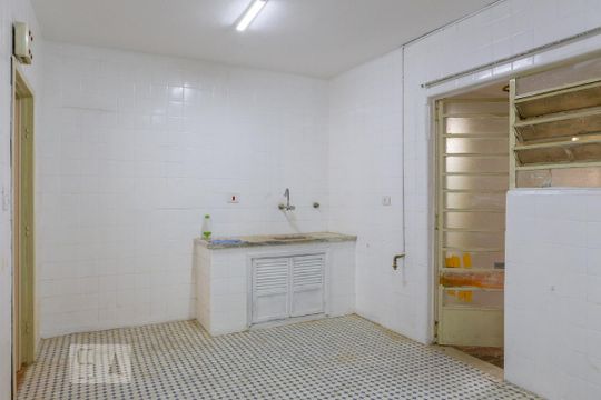 Cozinha de apartamento à venda com 3 quartos, 150m² em Bom Retiro, São Paulo