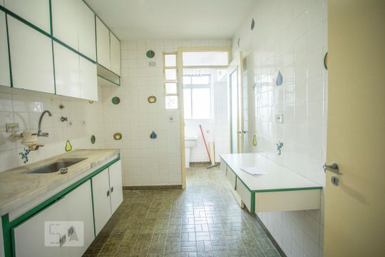 Cozinha de apartamento para alugar com 2 quartos, 69m² em Vila da Saúde, São Paulo