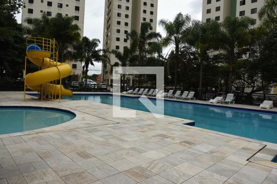 Área comum - Piscina de apartamento à venda com 2 quartos, 57m² em Jardim das Flores, São Paulo