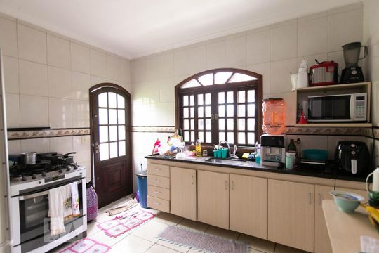 Cozinha de casa à venda com 4 quartos, 300m² em Parada Xv de Novembro, São Paulo