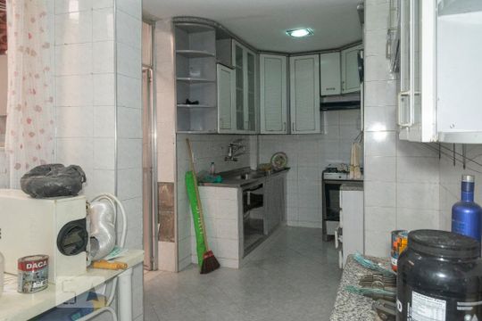 Cozinha de apartamento à venda com 2 quartos, 90m² em Grajaú, Rio de Janeiro