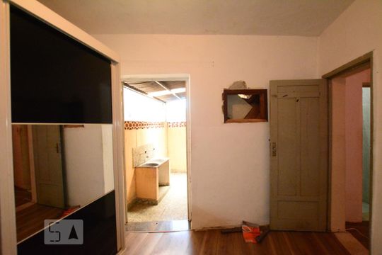  Quarto 1 de apartamento para alugar com 1 quarto, 30m² em Braz de Pina, Rio de Janeiro