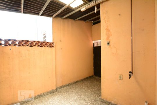 Área de Serviço de apartamento para alugar com 1 quarto, 30m² em Braz de Pina, Rio de Janeiro