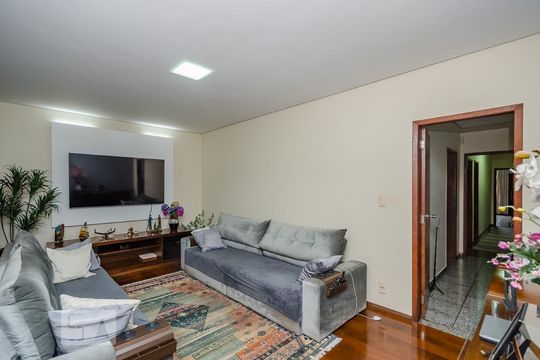 Sala 1 de casa à venda com 5 quartos, 350m² em Palmeiras, Belo Horizonte