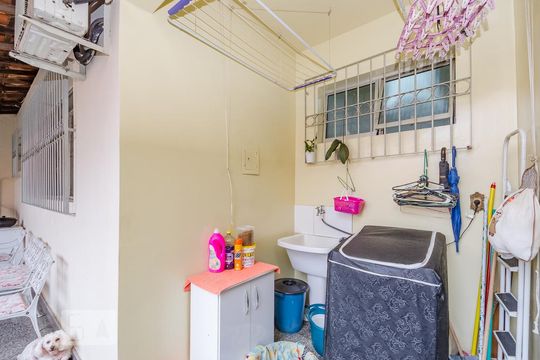 Área de Serviço de casa à venda com 5 quartos, 350m² em Palmeiras, Belo Horizonte