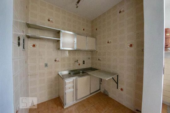 Cozinha de apartamento à venda com 3 quartos, 105m² em Alto Barroca, Belo Horizonte