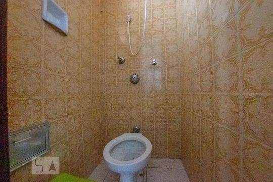 Banheiro de Serviço de apartamento à venda com 3 quartos, 105m² em Alto Barroca, Belo Horizonte