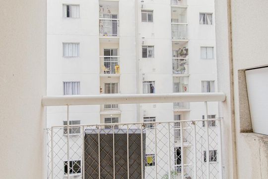 Varanda gourmet de apartamento à venda com 3 quartos, 70m² em Guaíra, Curitiba