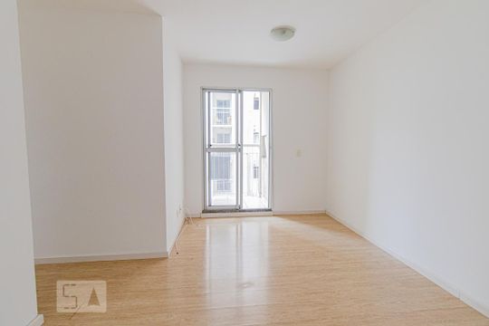 Sala de apartamento à venda com 3 quartos, 70m² em Guaíra, Curitiba