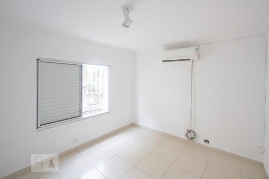 Quarto 1 de casa à venda com 3 quartos, 131m² em Parque Colonial, São Paulo