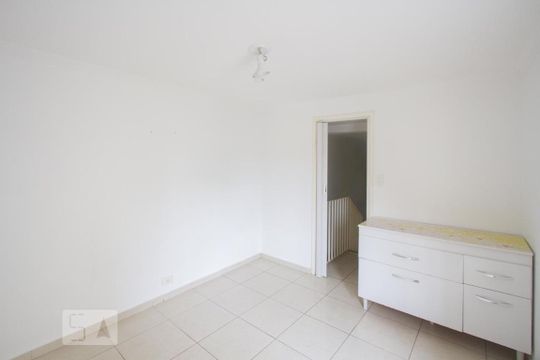 Quarto 1 de casa à venda com 3 quartos, 131m² em Parque Colonial, São Paulo