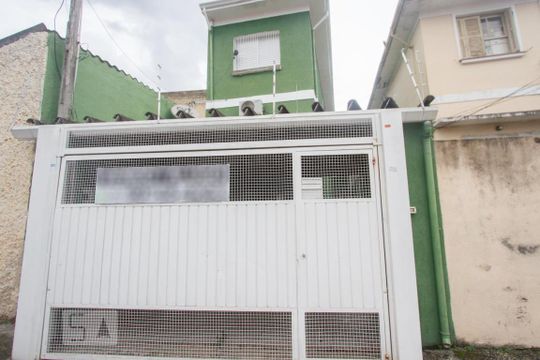 Fachada de casa à venda com 3 quartos, 131m² em Parque Colonial, São Paulo