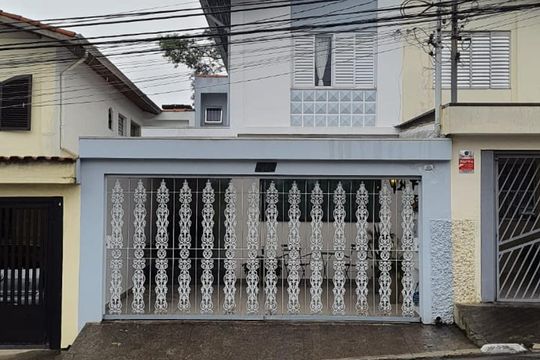 Fachada de casa à venda com 3 quartos, 140m² em Rudge Ramos, São Bernardo do Campo
