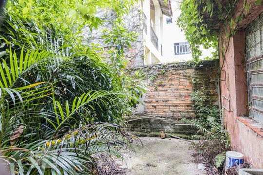 Quintal de casa à venda com 4 quartos, 200m² em Partenon, Porto Alegre