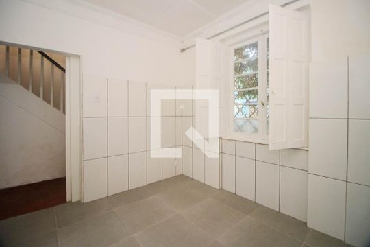 Sala - Segundo Ambiente de casa à venda com 3 quartos, 200m² em Floresta, Porto Alegre