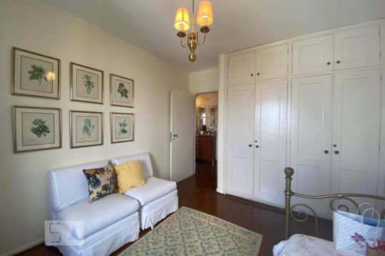 Quarto 3 de apartamento para alugar com 4 quartos, 290m² em Vila Suzana, São Paulo