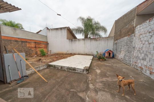 Pátio de casa para alugar com 2 quartos, 200m² em Scharlau, São Leopoldo